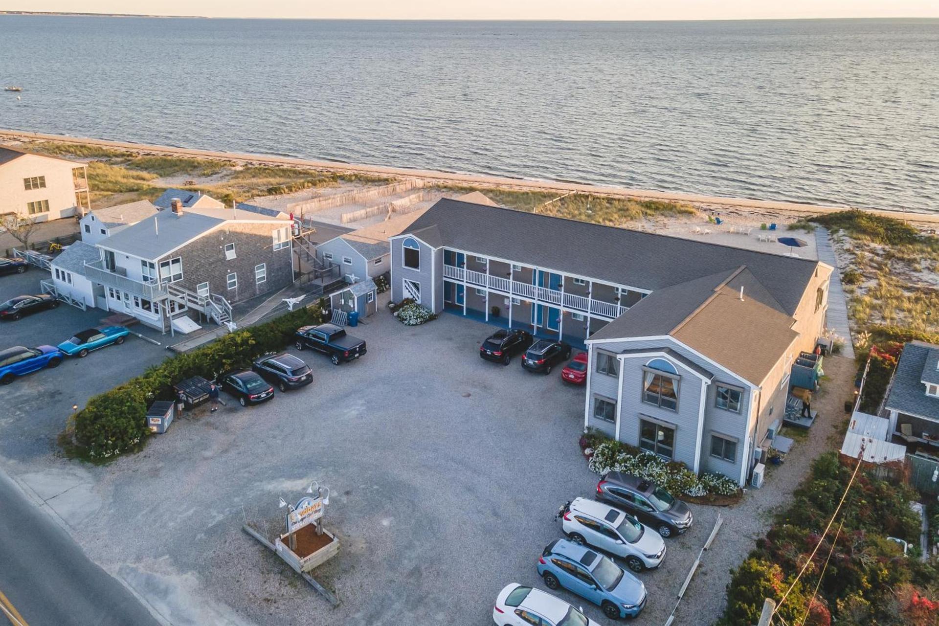 Sandbars Inn photo 12