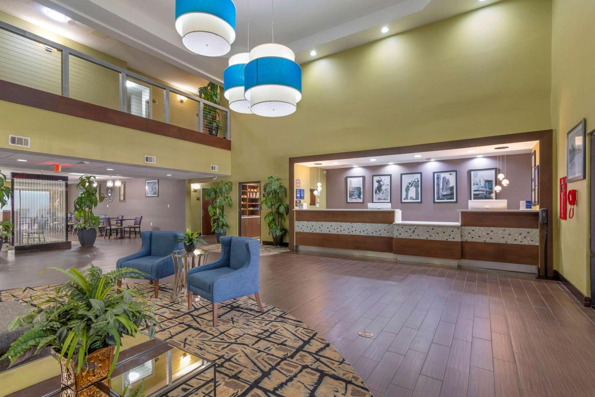 Best Western Plus McDonough Inn & Suites photo 4