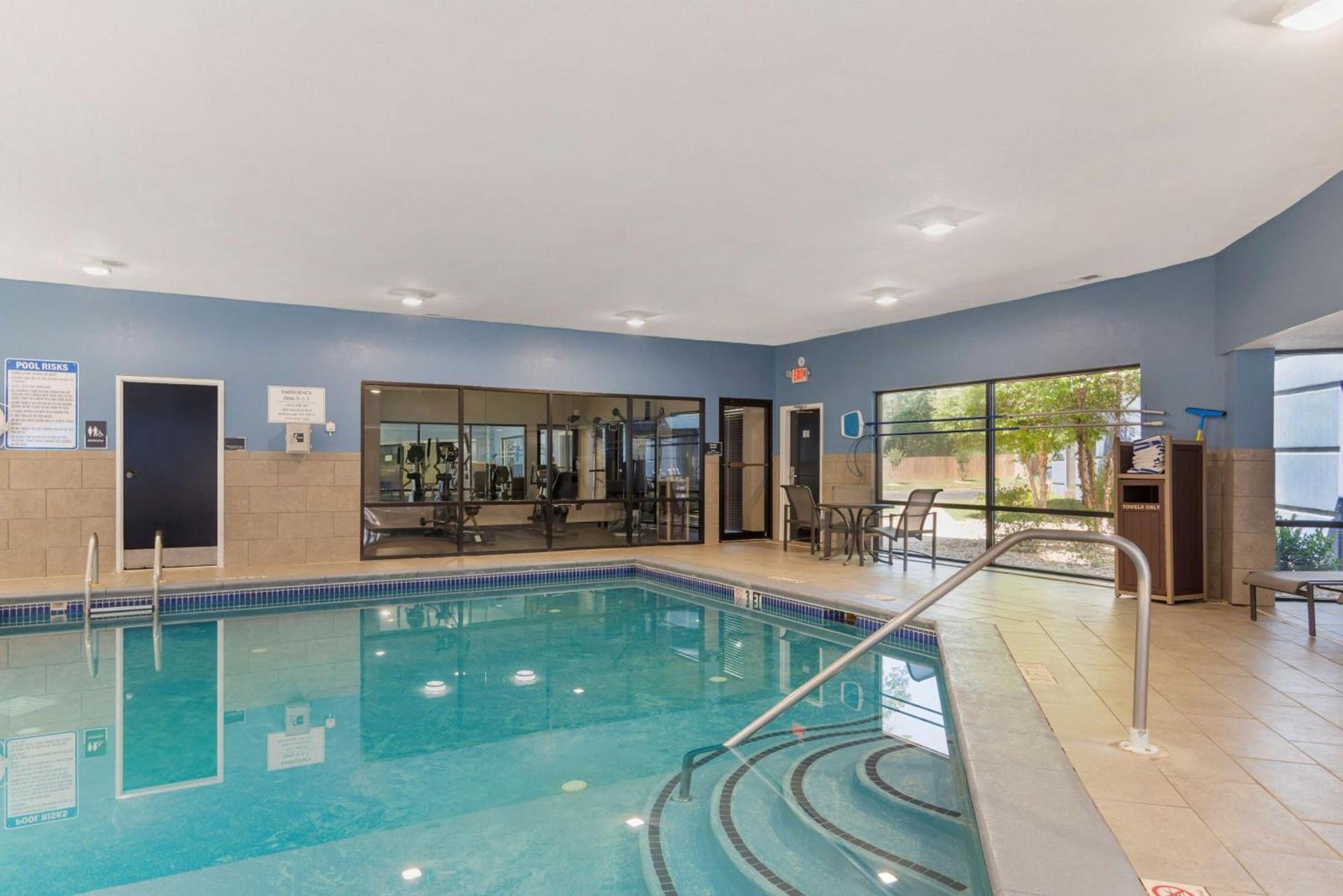 Best Western Plus McDonough Inn & Suites photo 30