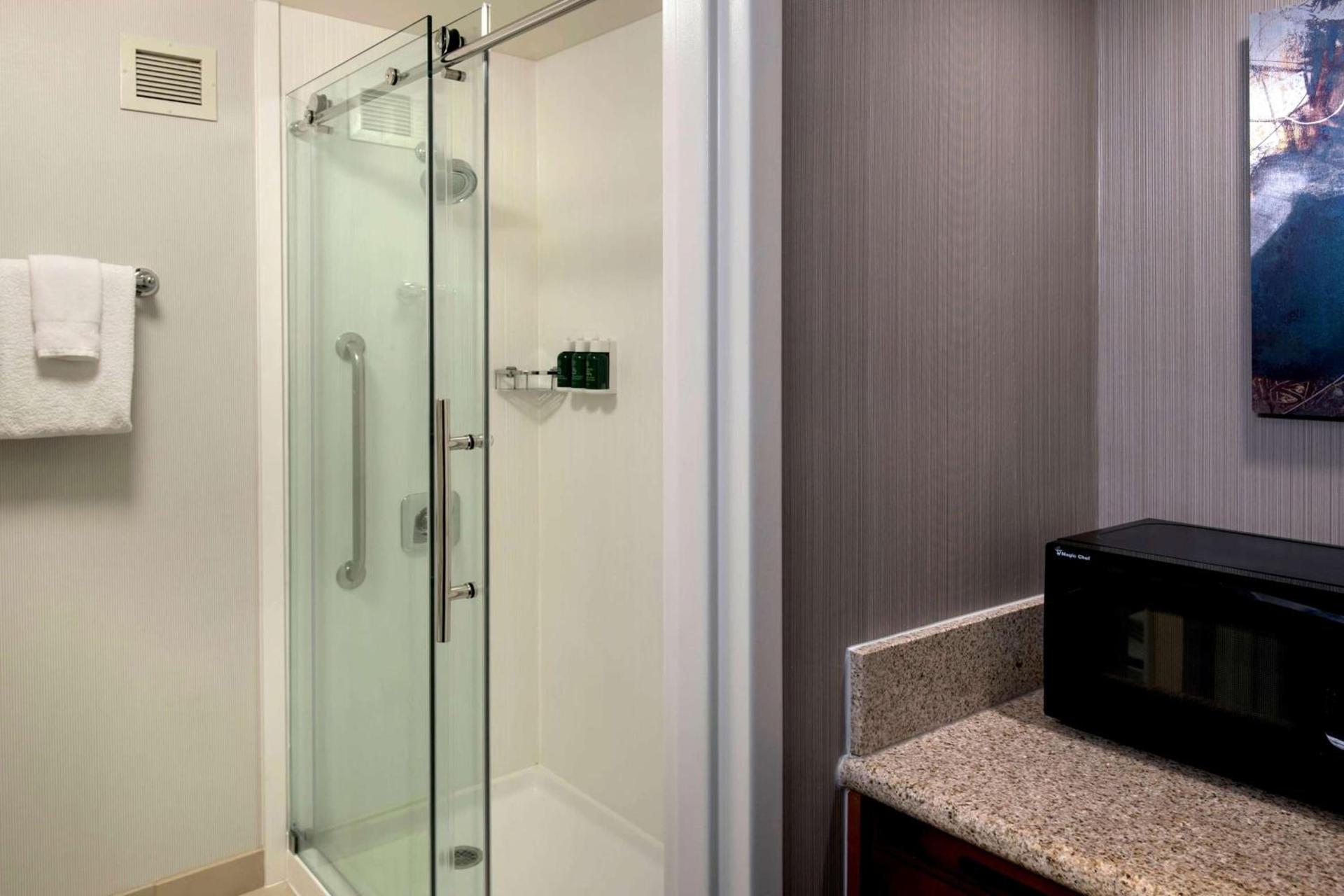 Sonesta Select Boston Milford photo 11