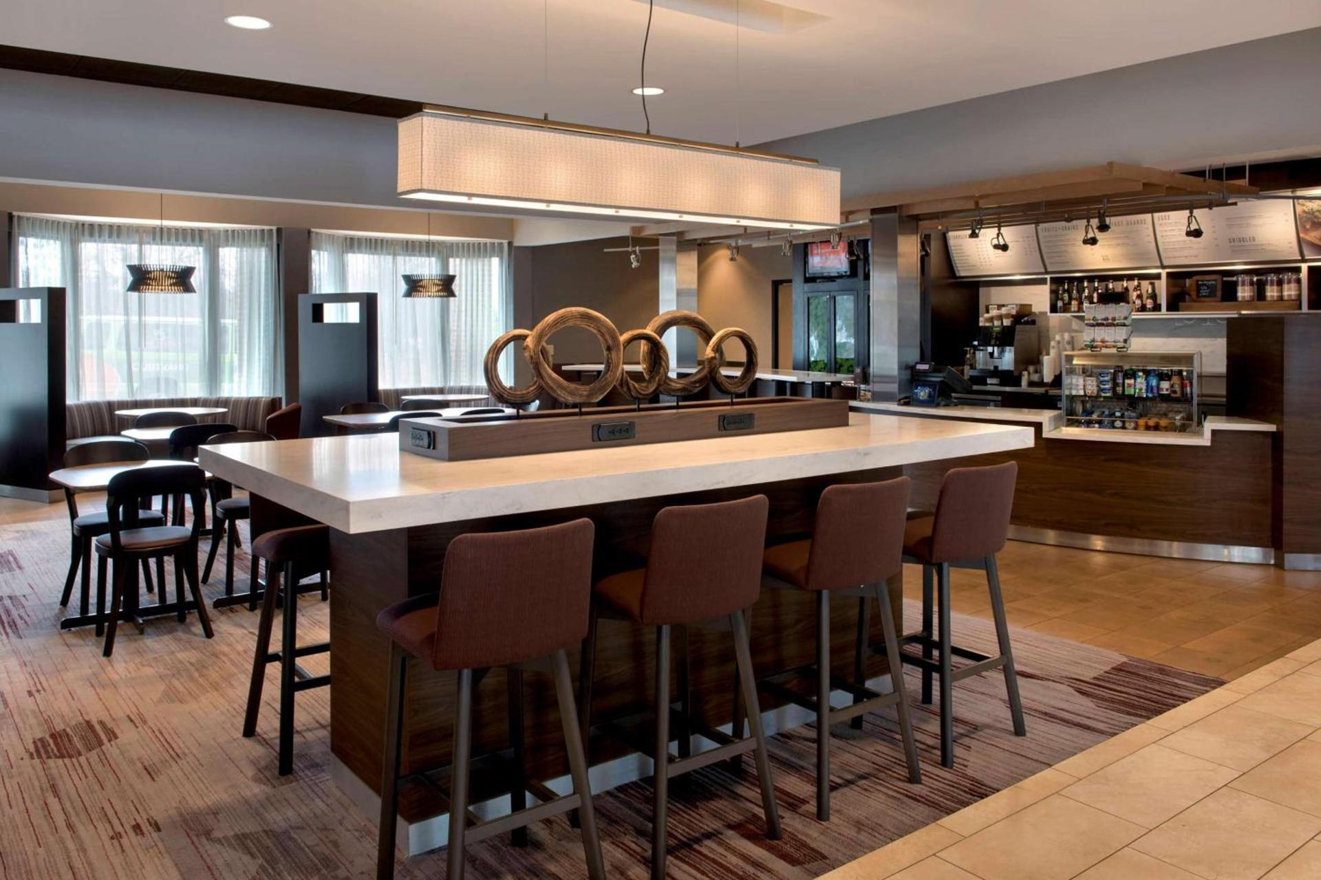 Sonesta Select Boston Milford photo 15