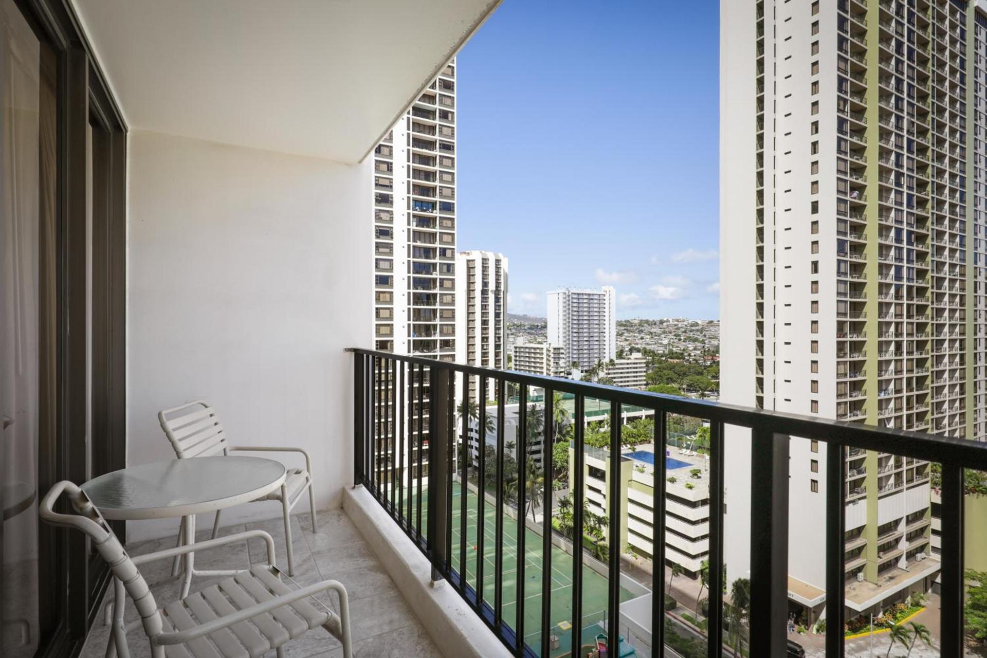 Aston at the Waikiki Banyan photo 39