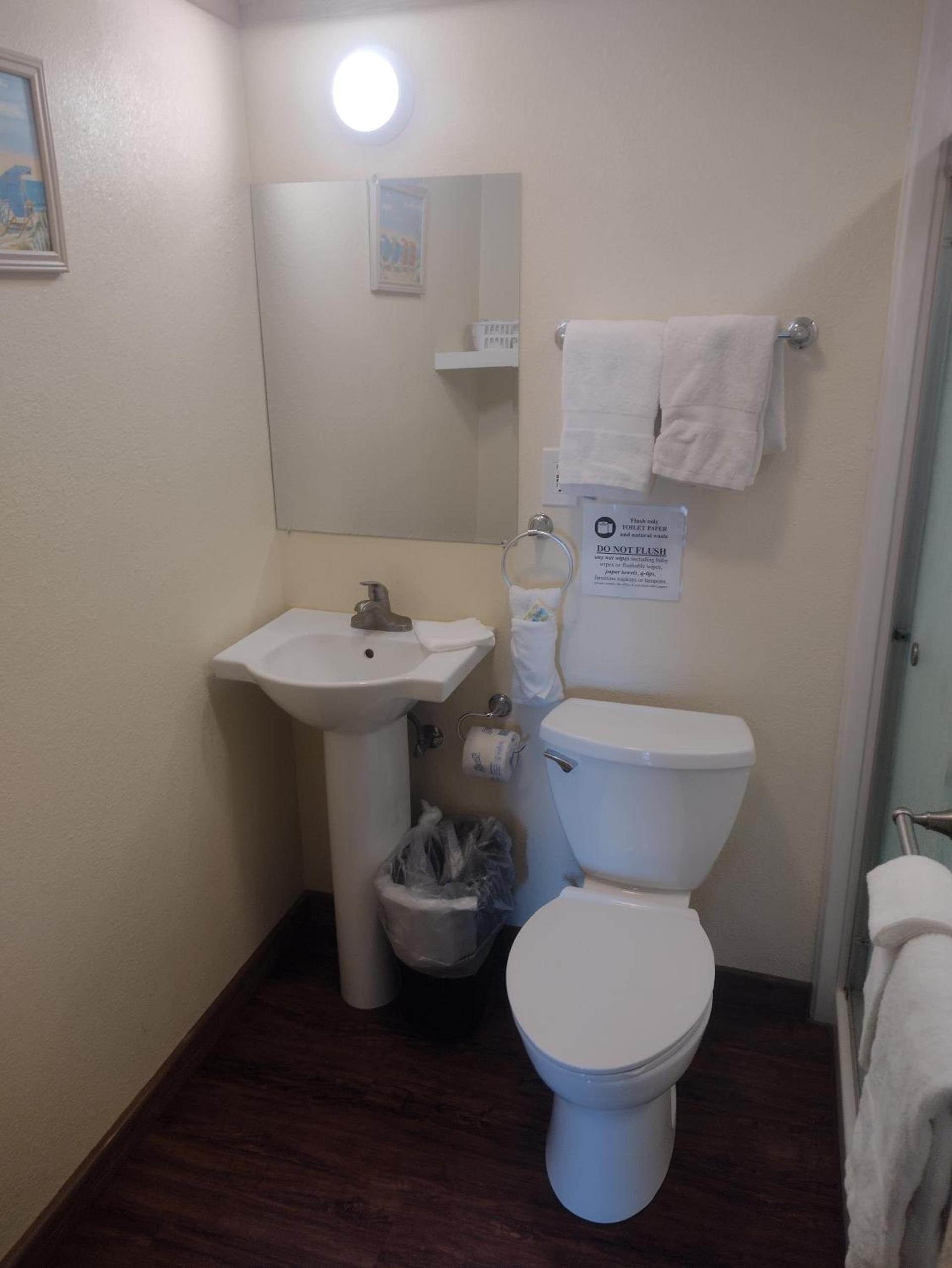Belles Sea Inn photo 14