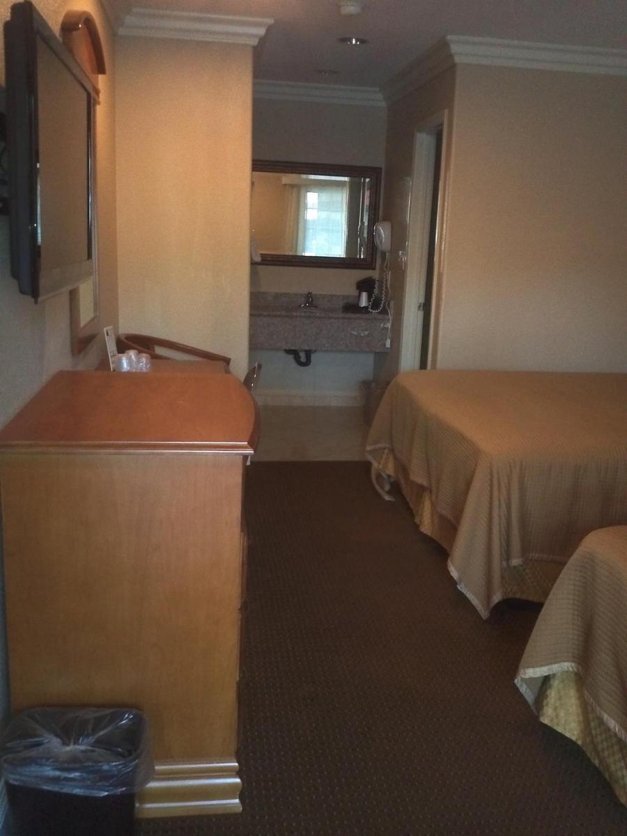 Hyland Motel Van Nuys photo 4