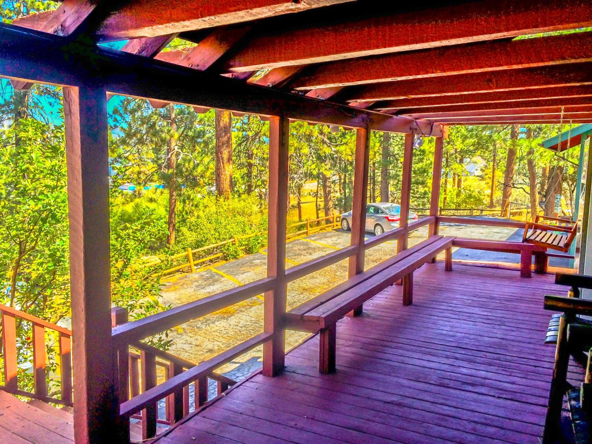 ITH Big Bear Lake Hostel & Lodge photo 45