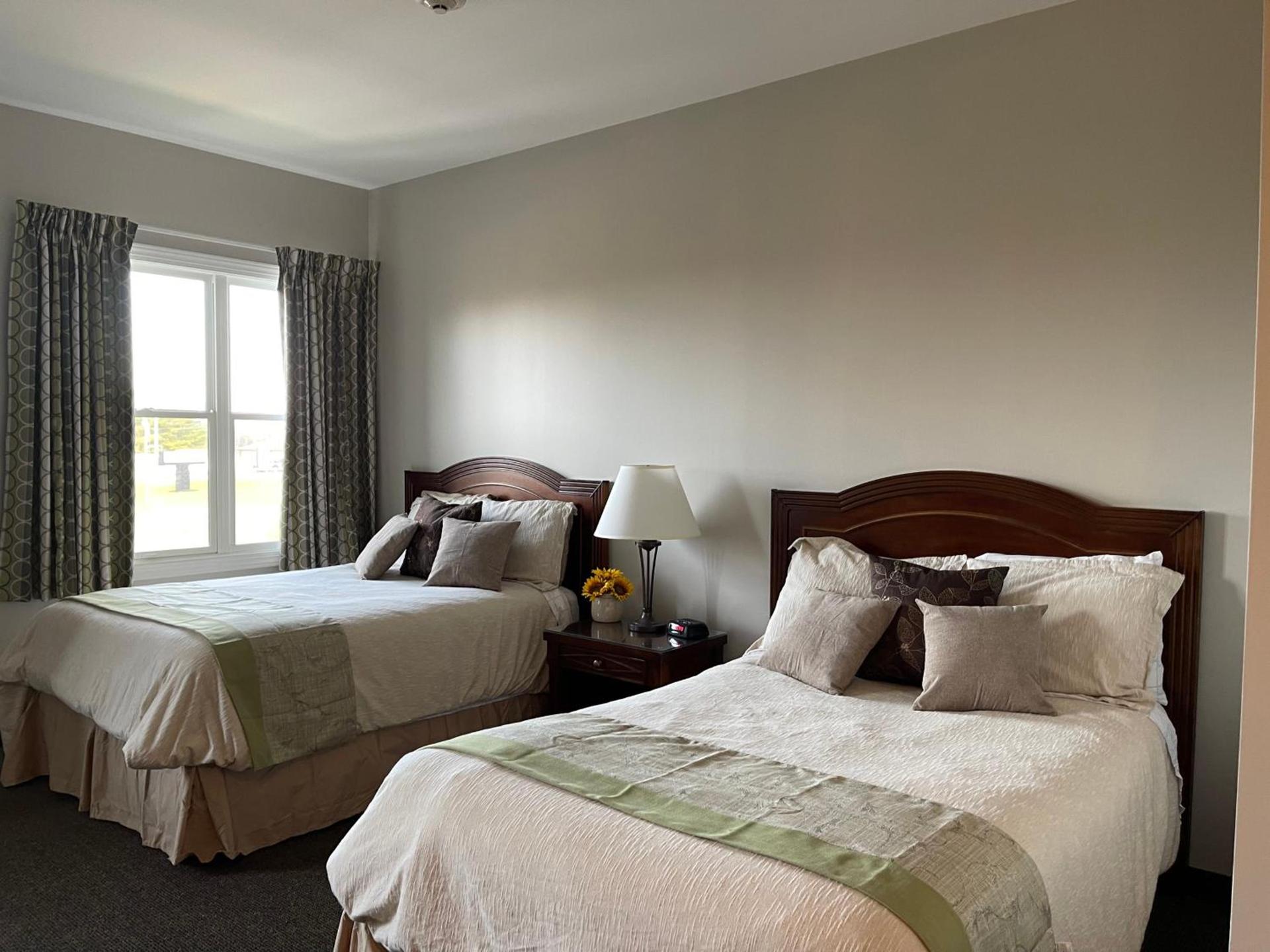 Brinton Suites photo 36