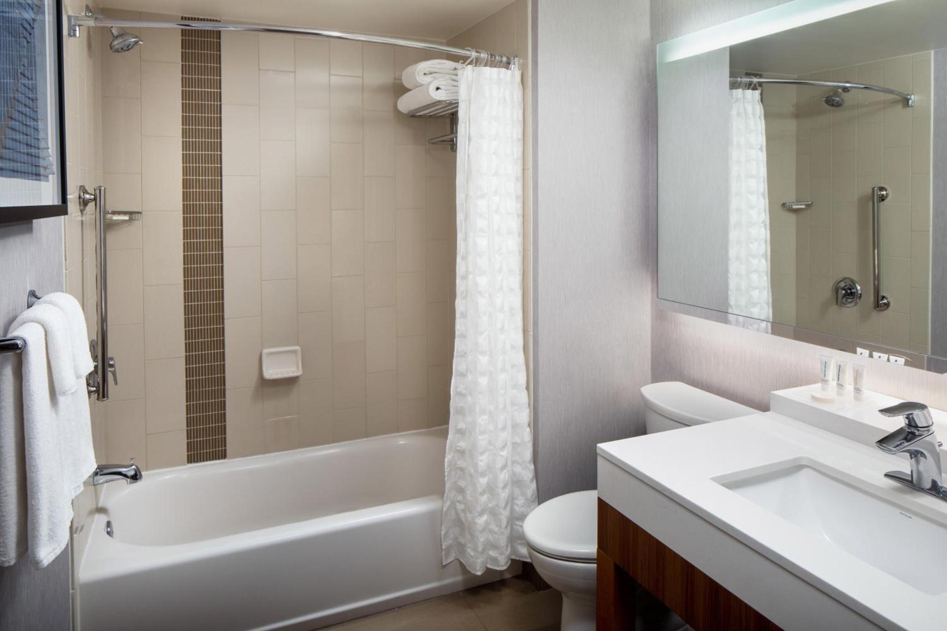 Hyatt Place Nashville Downtown photo 12