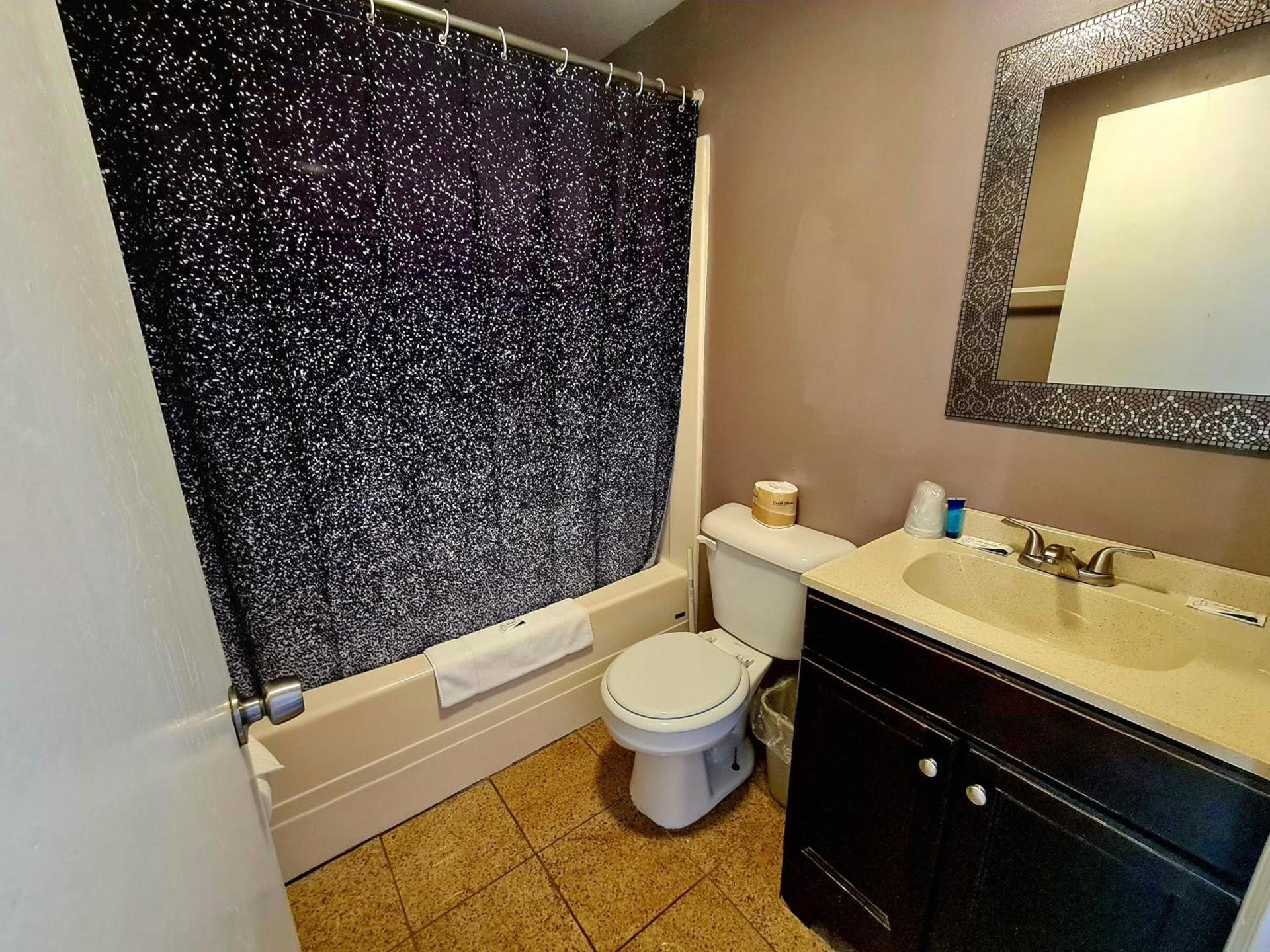 Regal Inn Hampton Beach photo 25