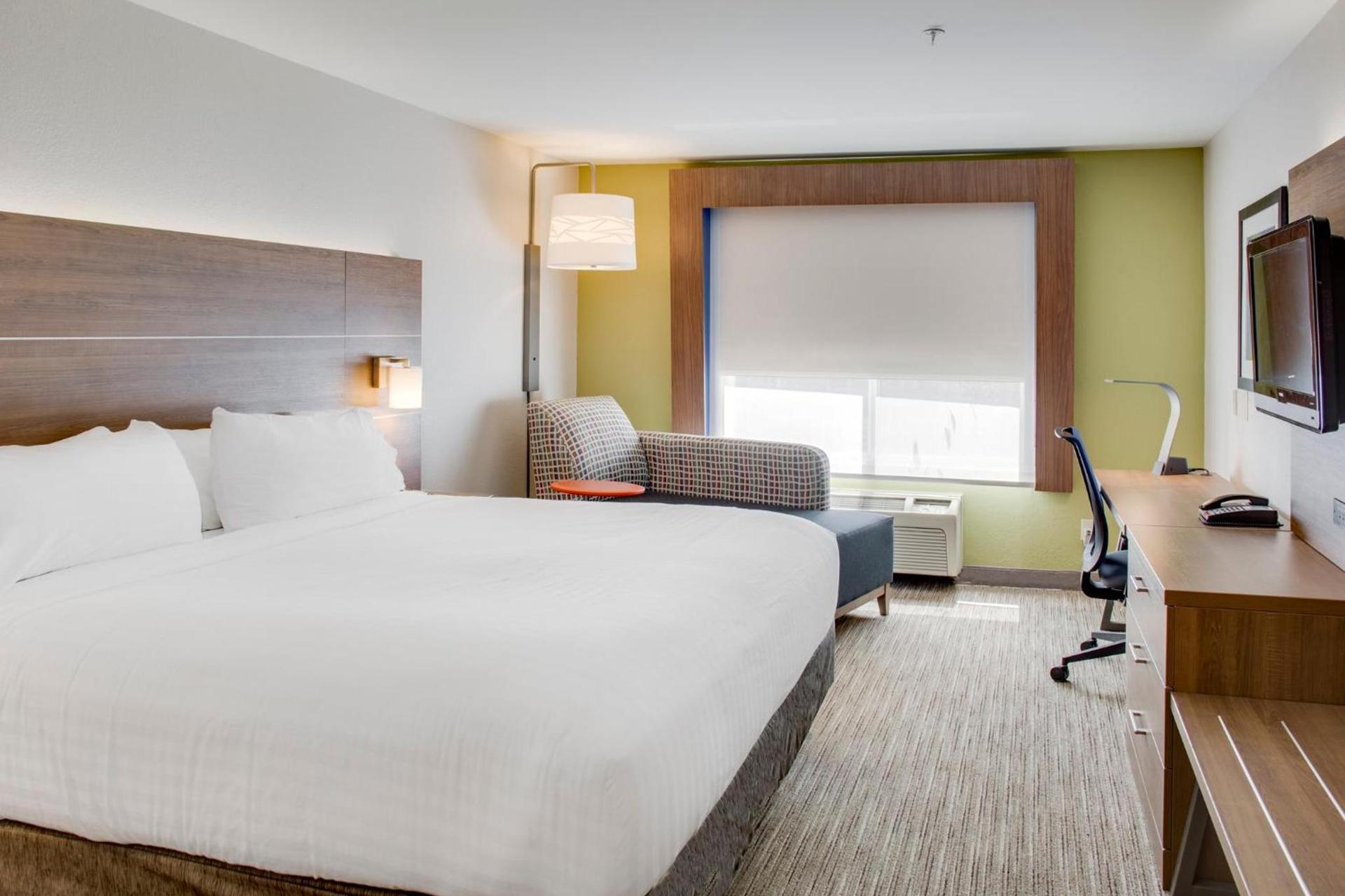 Holiday Inn Express Hotel & Suites Chickasha by IHG photo 36