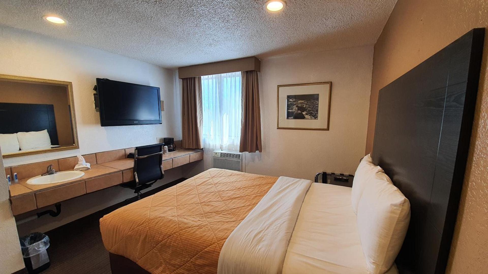 Rodeway Inn Flagstaff-Downtown photo 21