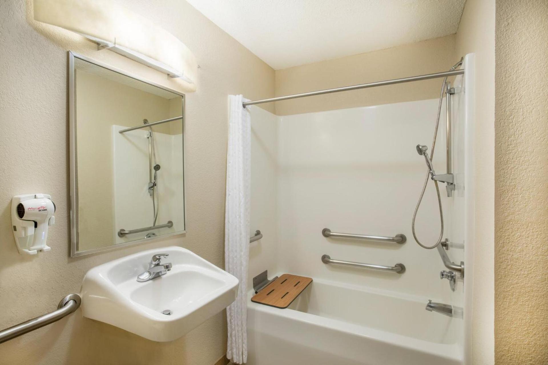 Candlewood Suites Nogales by IHG photo 29