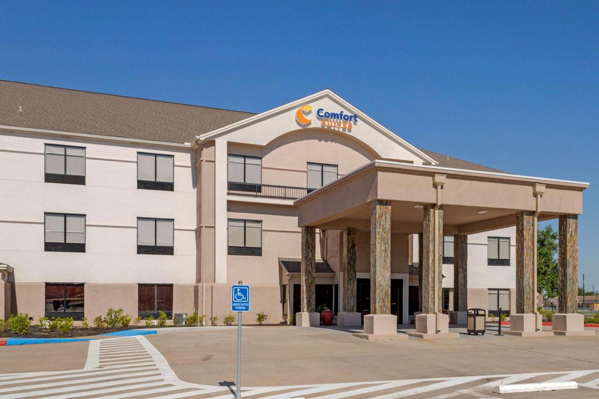 Garner Hotel La Porte - Bay Area photo 5