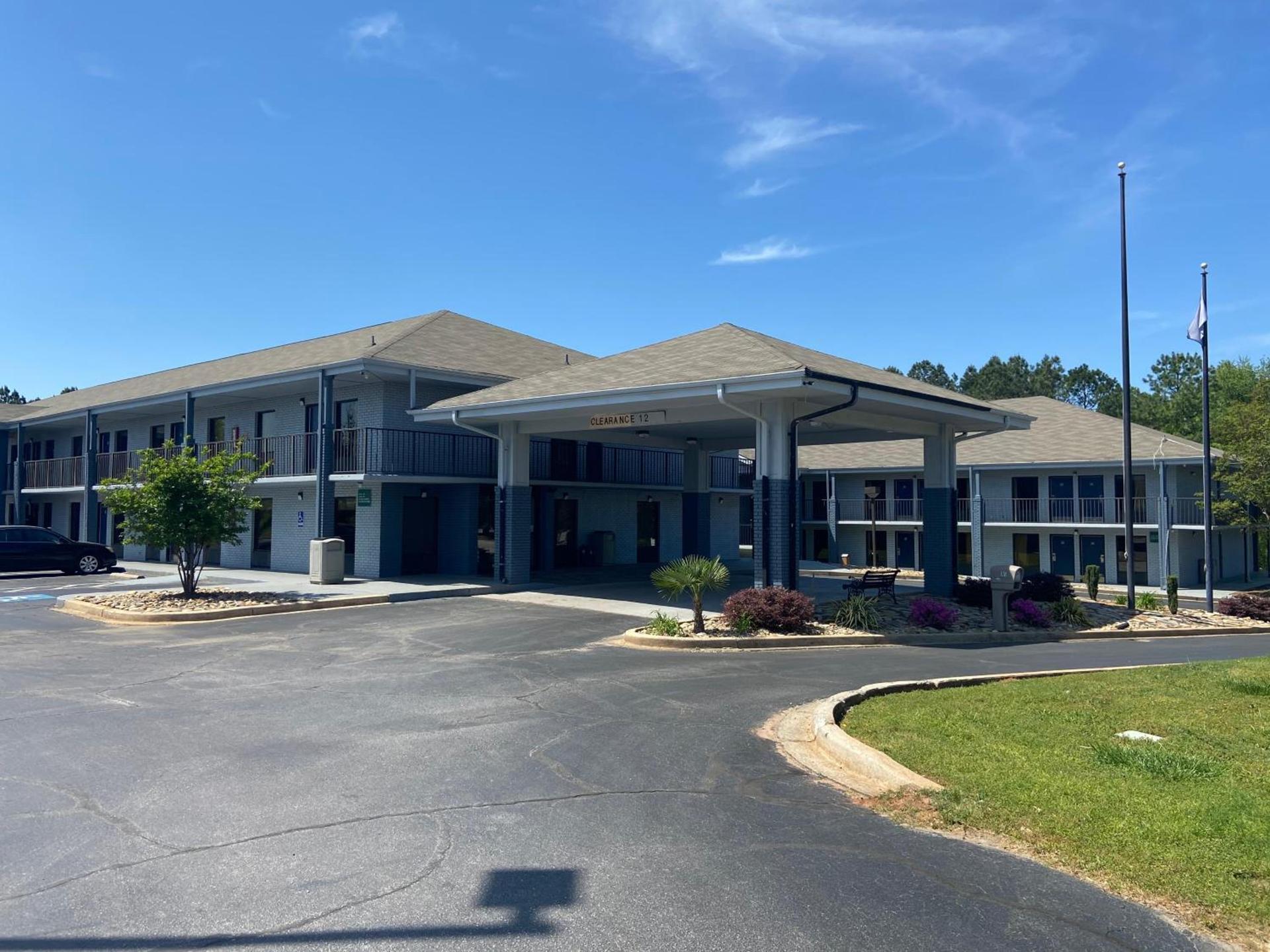 Quality Inn Clinton - Laurens I-26 — hotel in Clinton