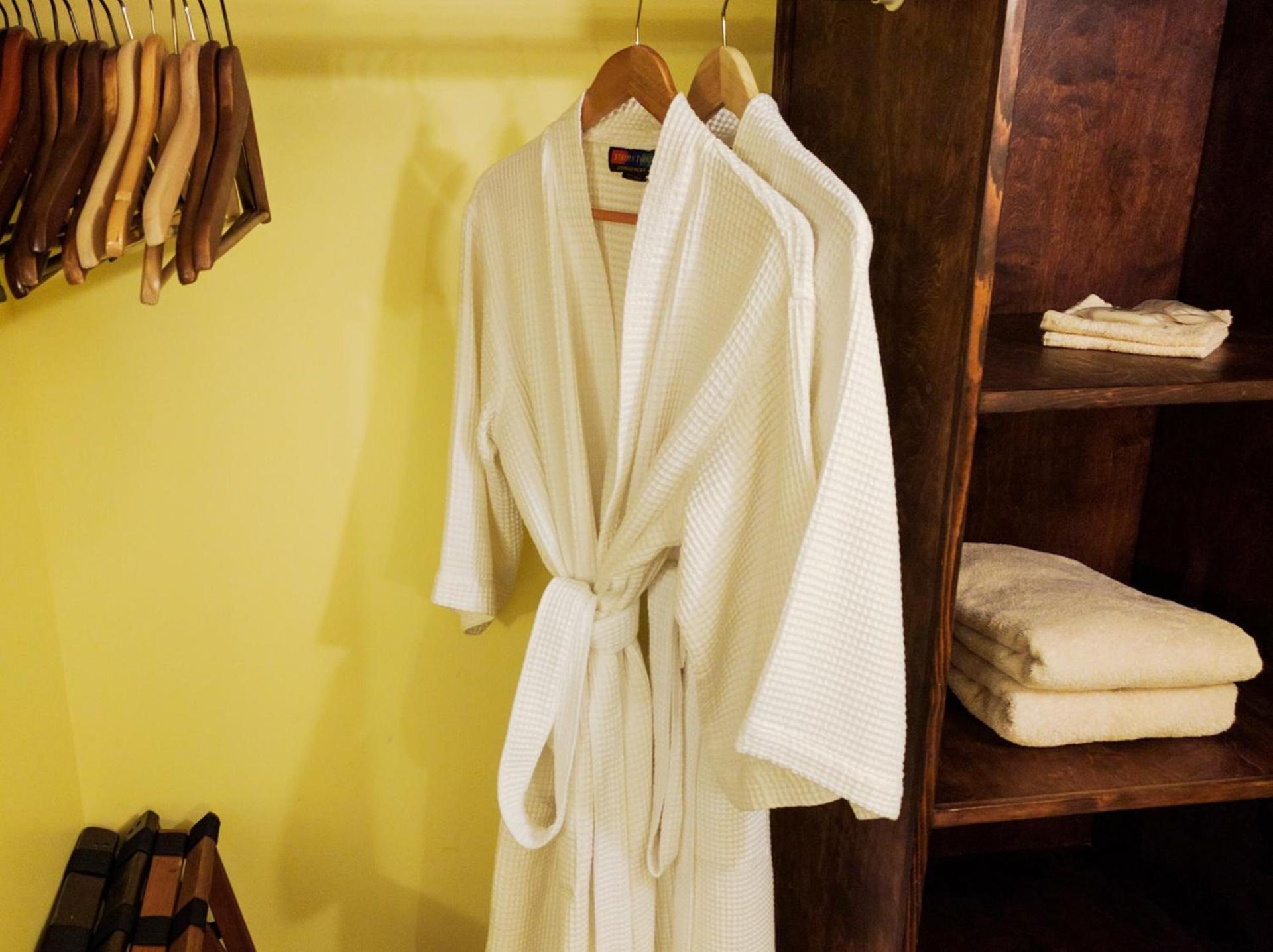 Bluebird Guesthouse photo 28