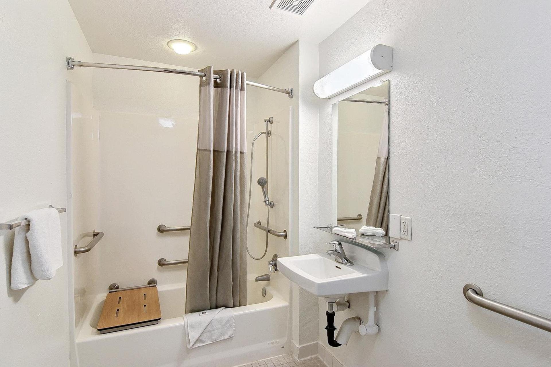 Motel 6-Ventura, CA - South photo 15