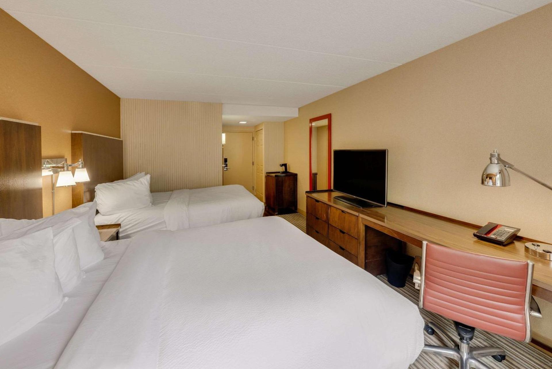 The Crossroads Hotel - Newburgh photo 15