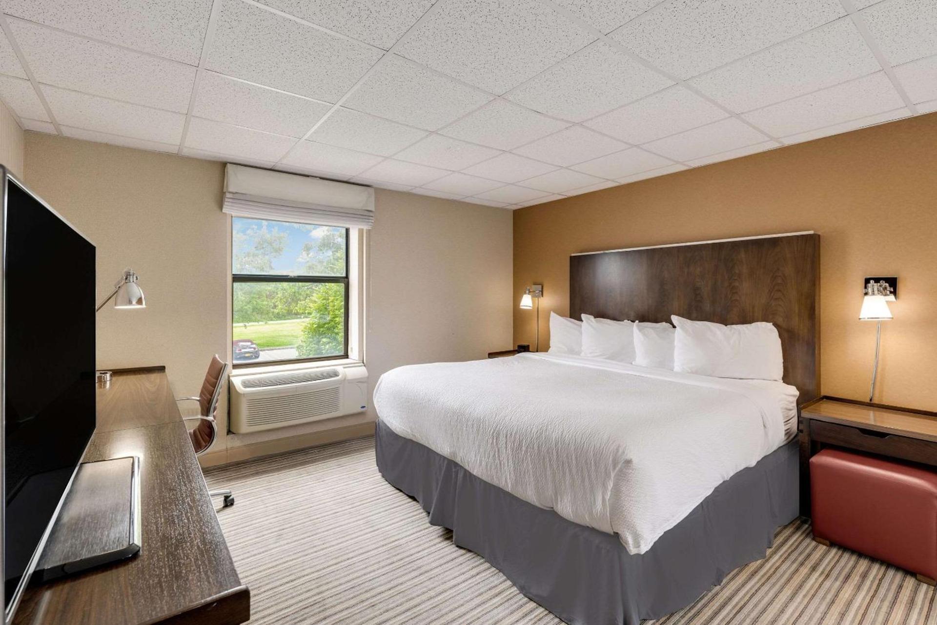 The Crossroads Hotel - Newburgh photo 18