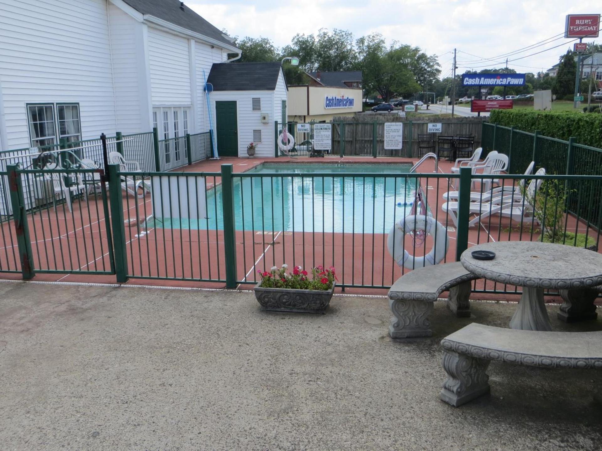 Jameson Inn Winder photo 42