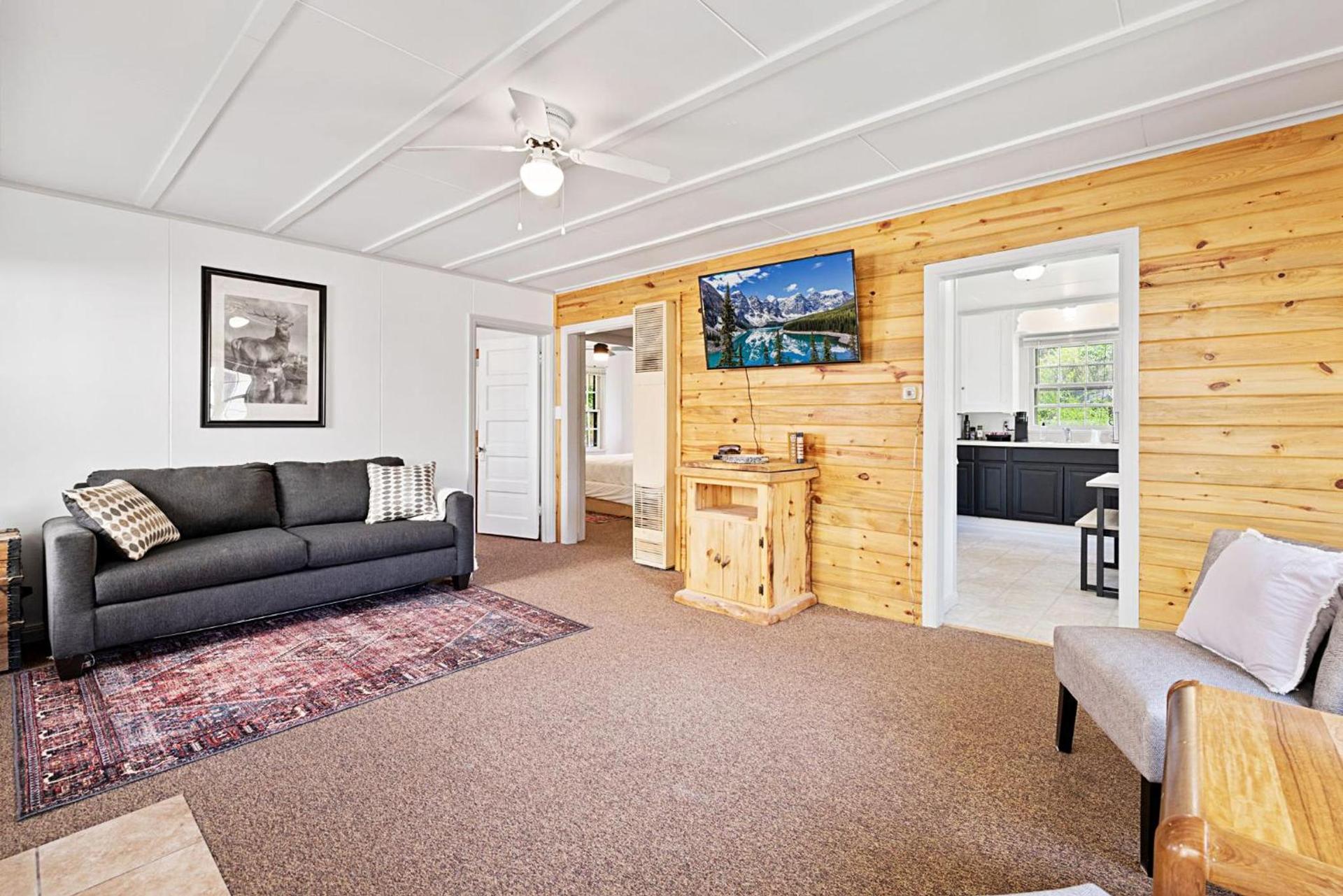 Misty Mountain Lodge photo 44