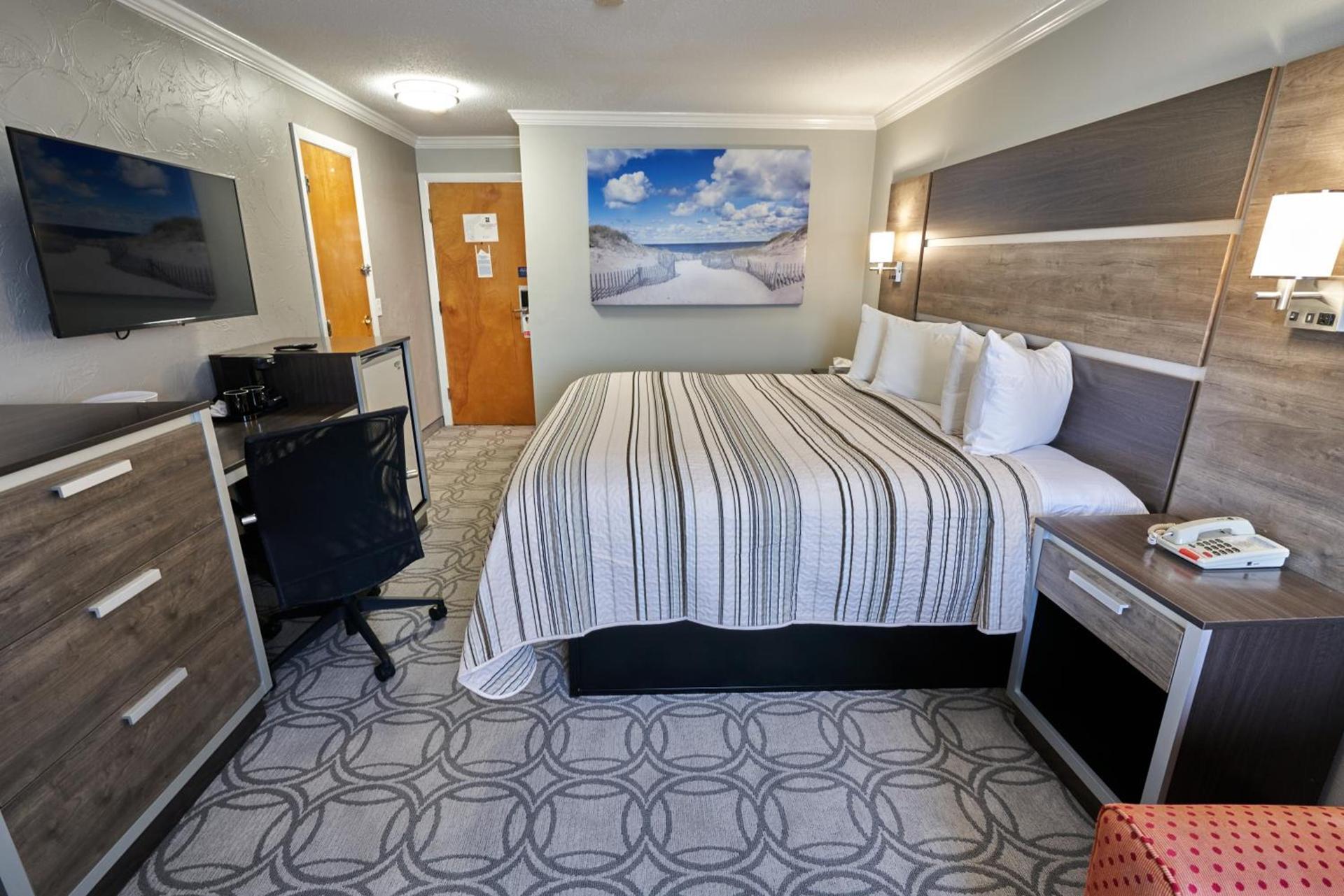 Ambassador Inn and Suites photo 3
