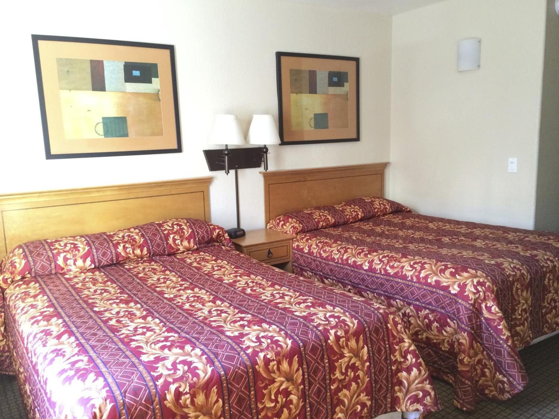 Economy Inn photo 15