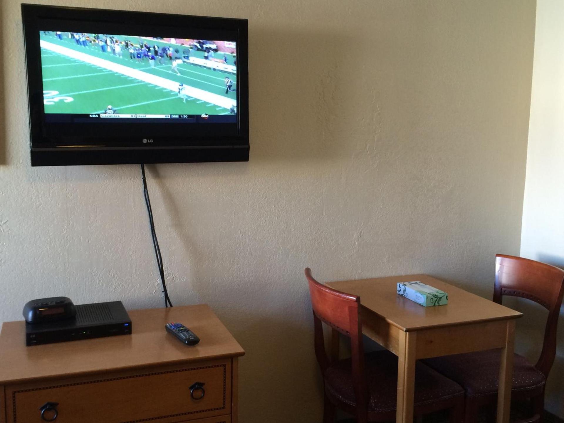 Economy Inn photo 41