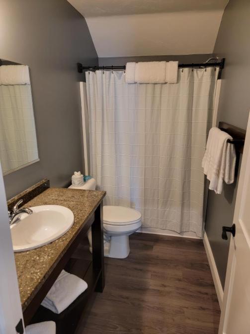 New England Inn & Lodge photo 59