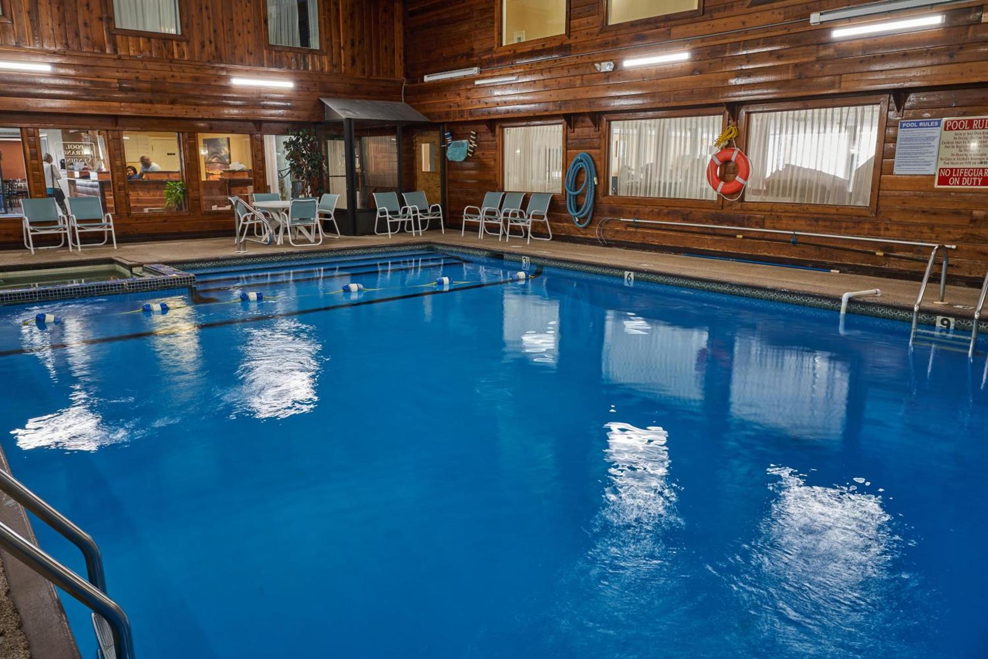 Ambassador Inn and Suites photo 55