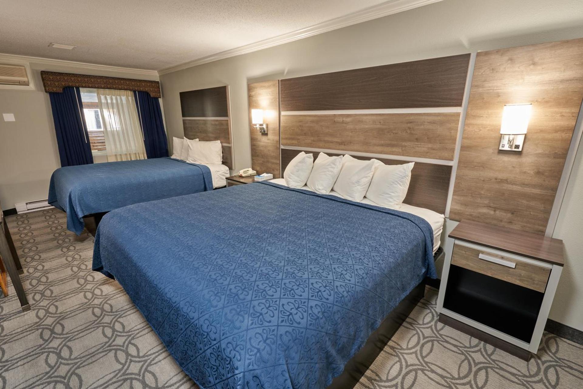 Ambassador Inn and Suites photo 54
