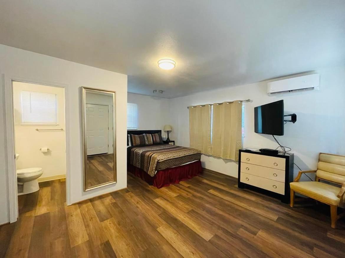 Riverfront Lodging photo 20