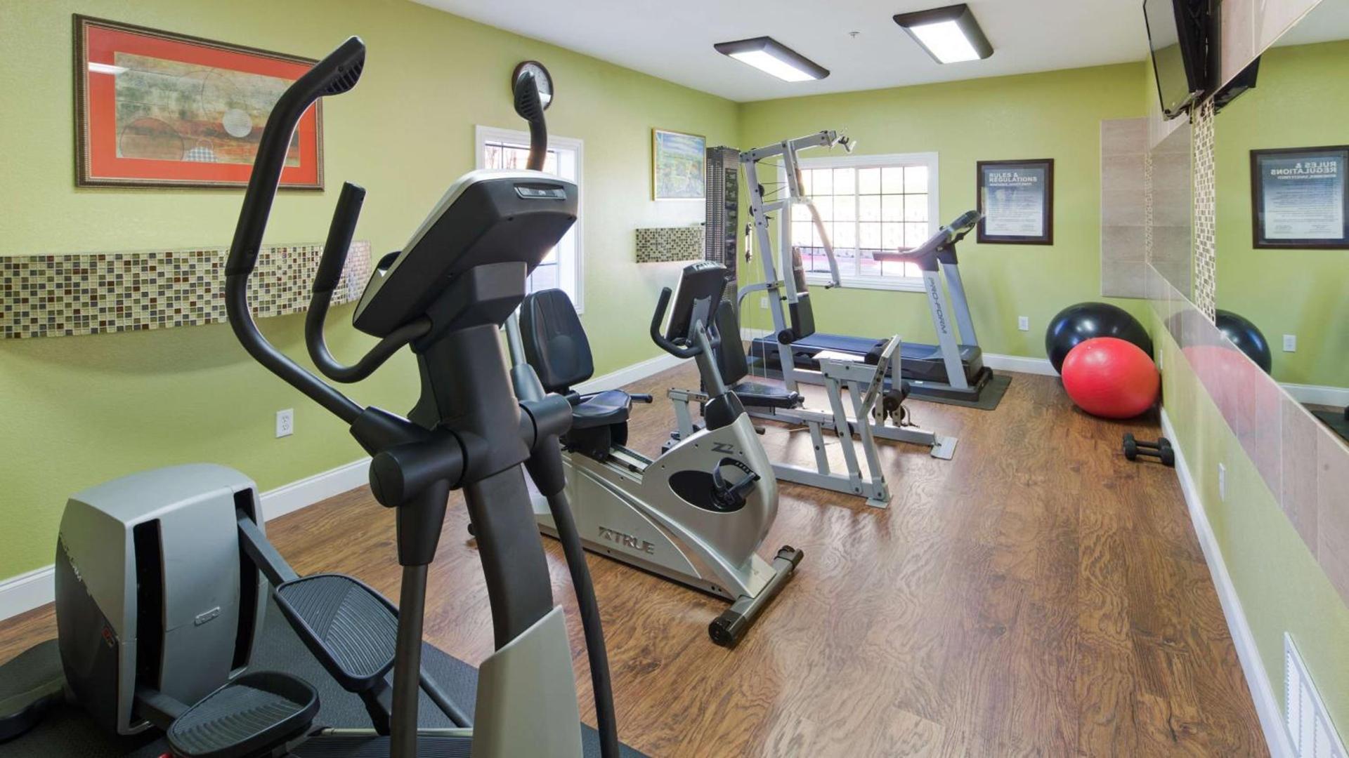 Best Western Roanoke Inn & Suites photo 9