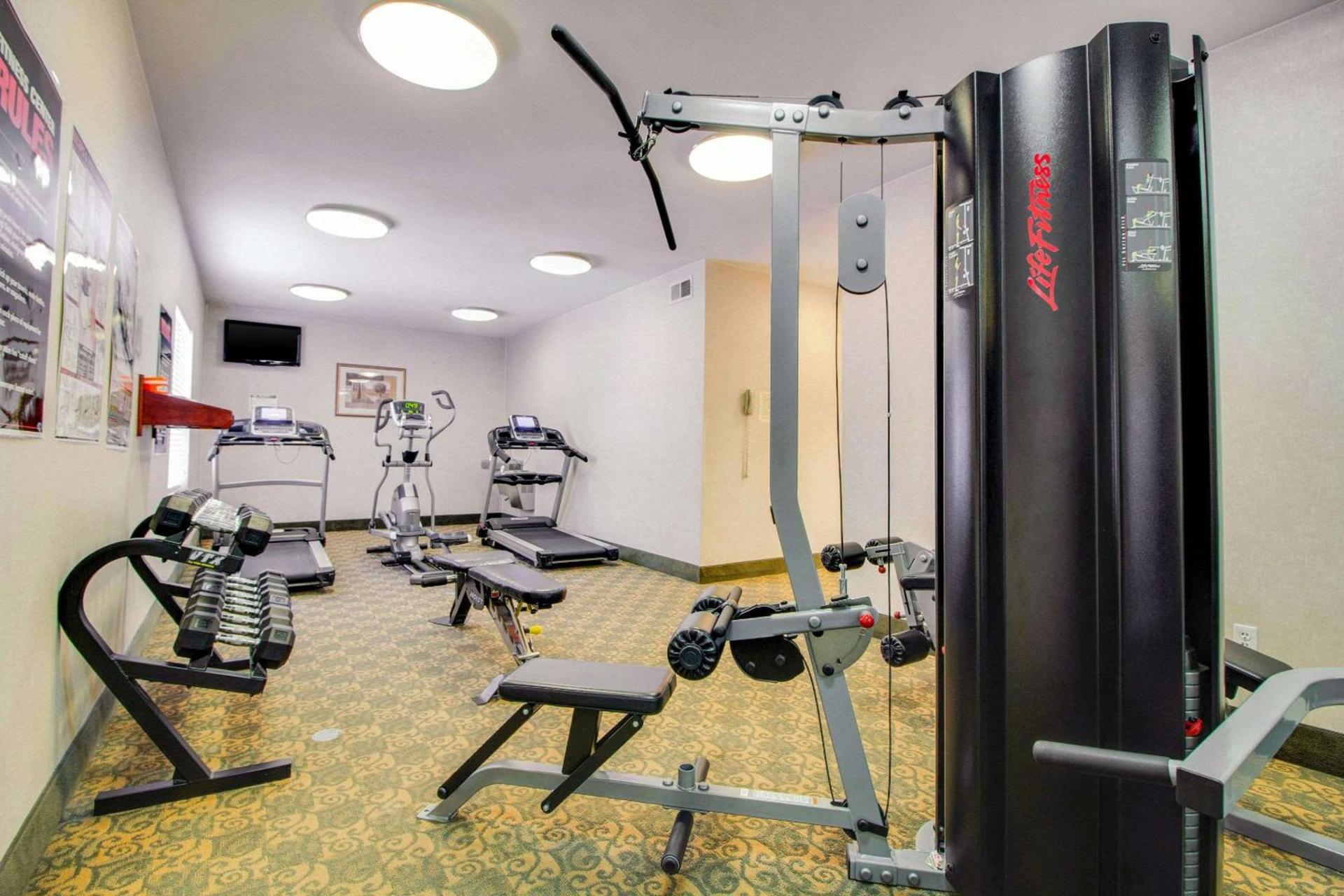 MainStay Suites Texas Medical Center-Reliant Park photo 17