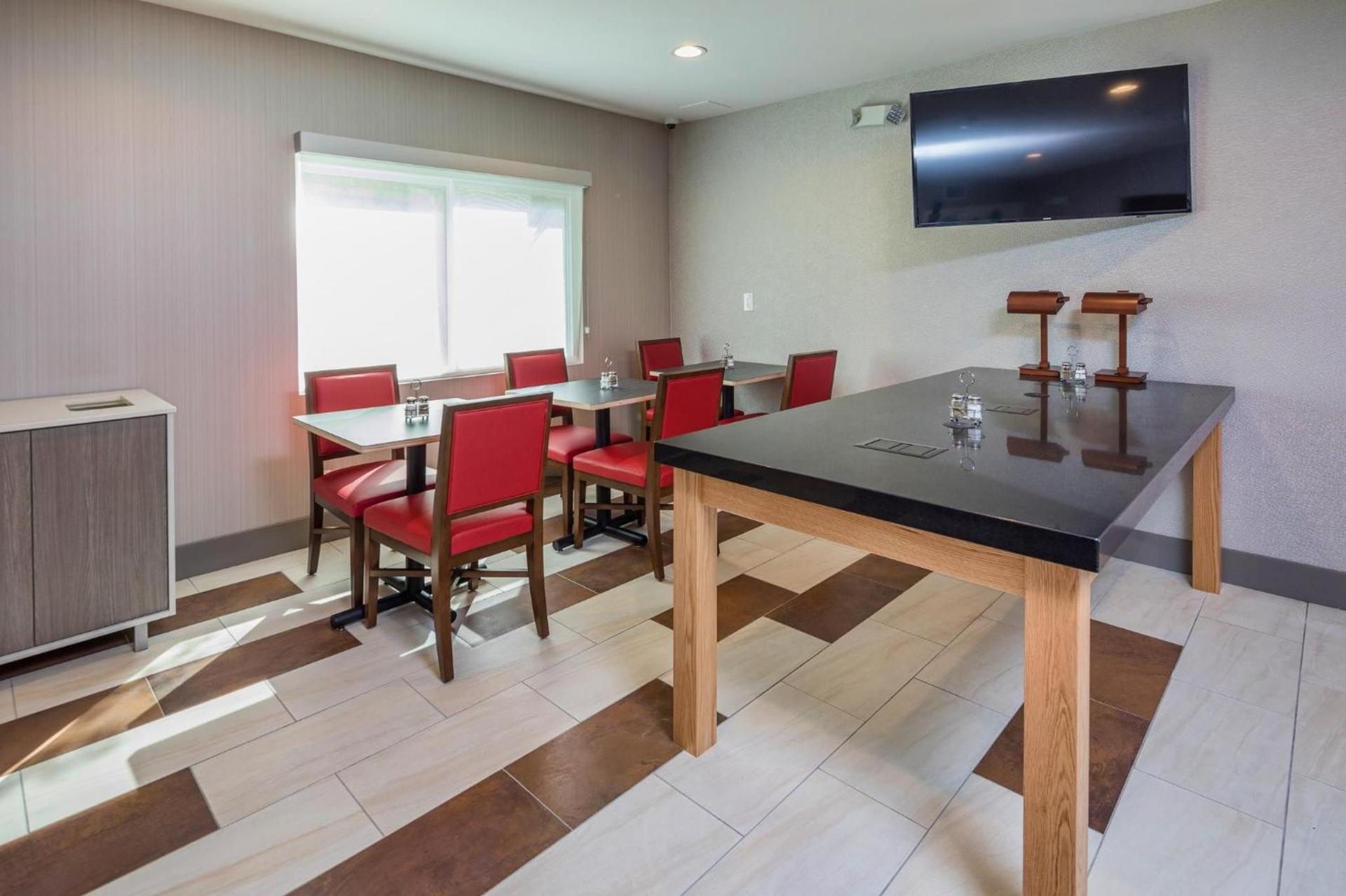 Holiday Inn Express - Sunnyvale - Silicon Valley by IHG photo 54