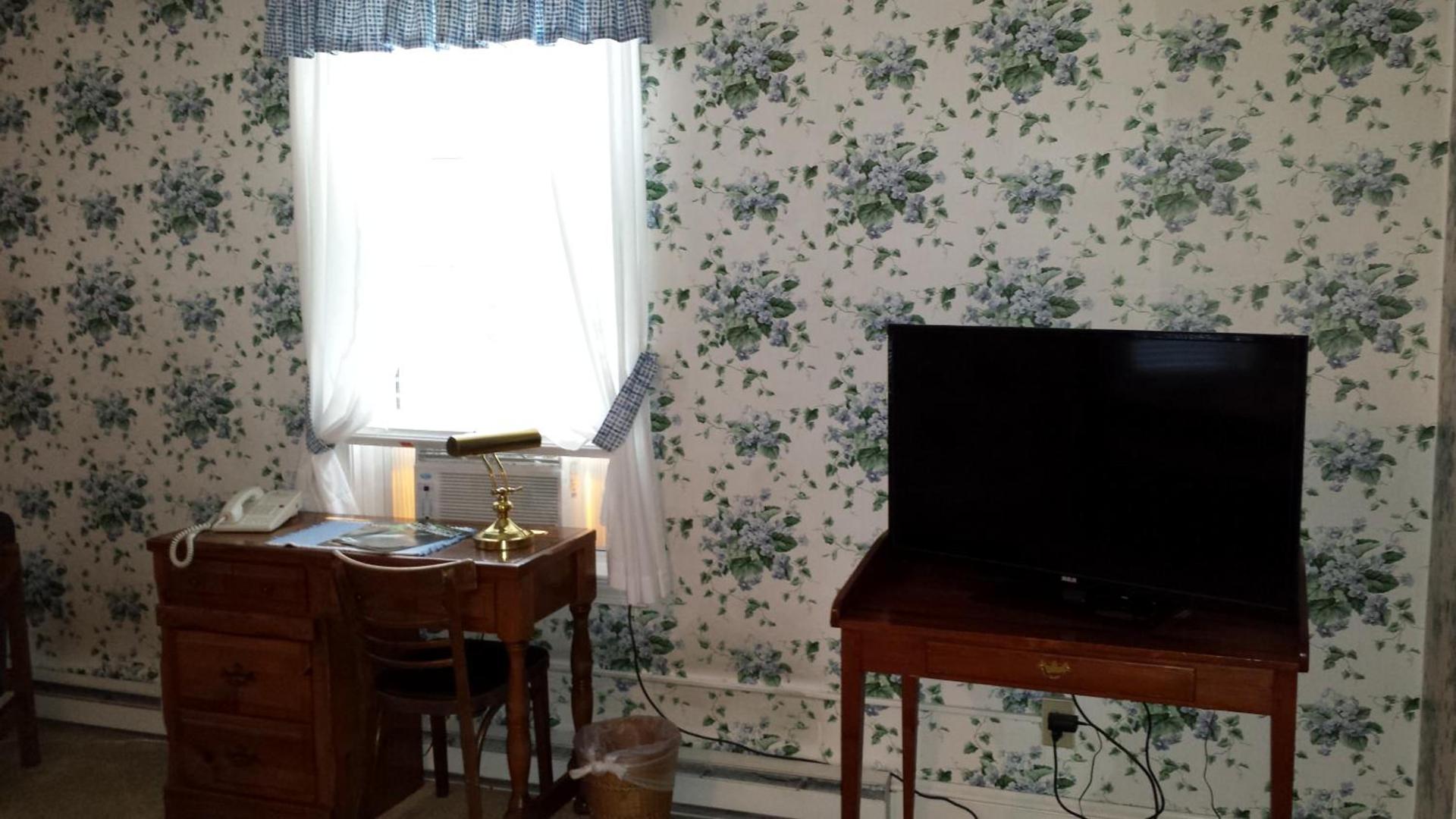 The Country Inn of Berkeley Springs photo 41