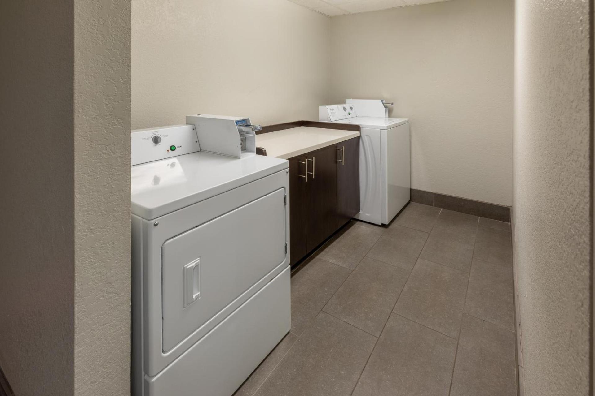 La Quinta by Wyndham Houston NW Brookhollow photo 52