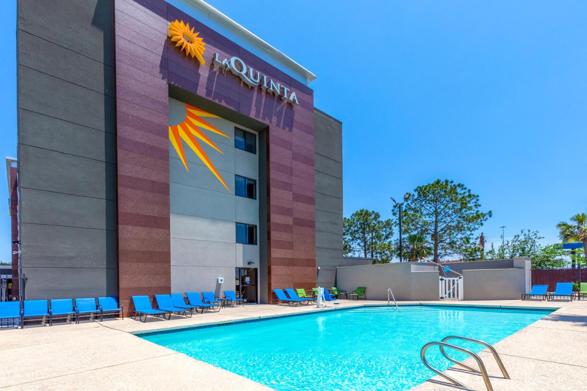 La Quinta by Wyndham Houston NW Brookhollow photo 34