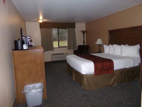 Cowlitz River Lodge photo 16