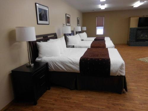 Cowlitz River Lodge photo 11