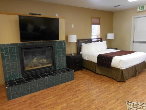 Cowlitz River Lodge photo 17