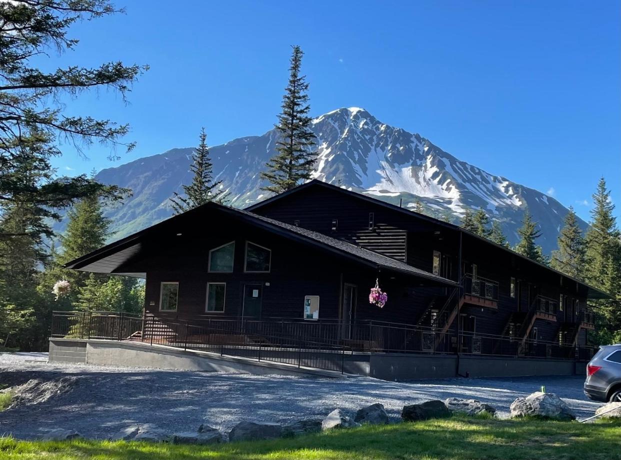 Spruce Lodge — hotel in Seward