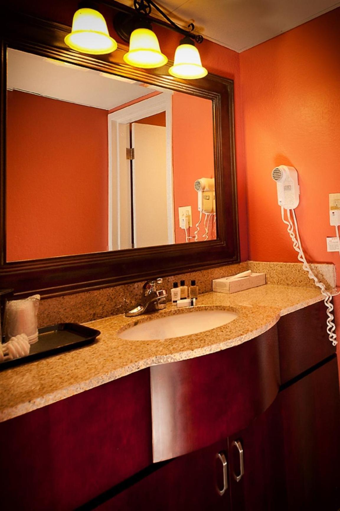 Grand Texan Hotel and Convention Center photo 15