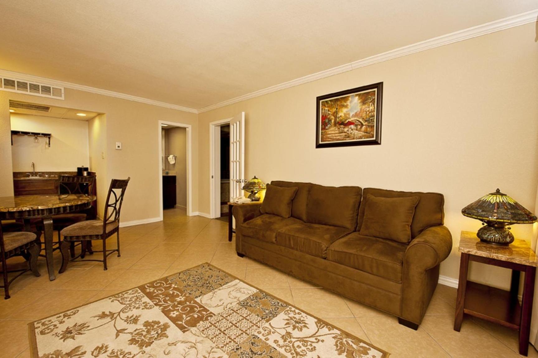 Grand Texan Hotel and Convention Center photo 18