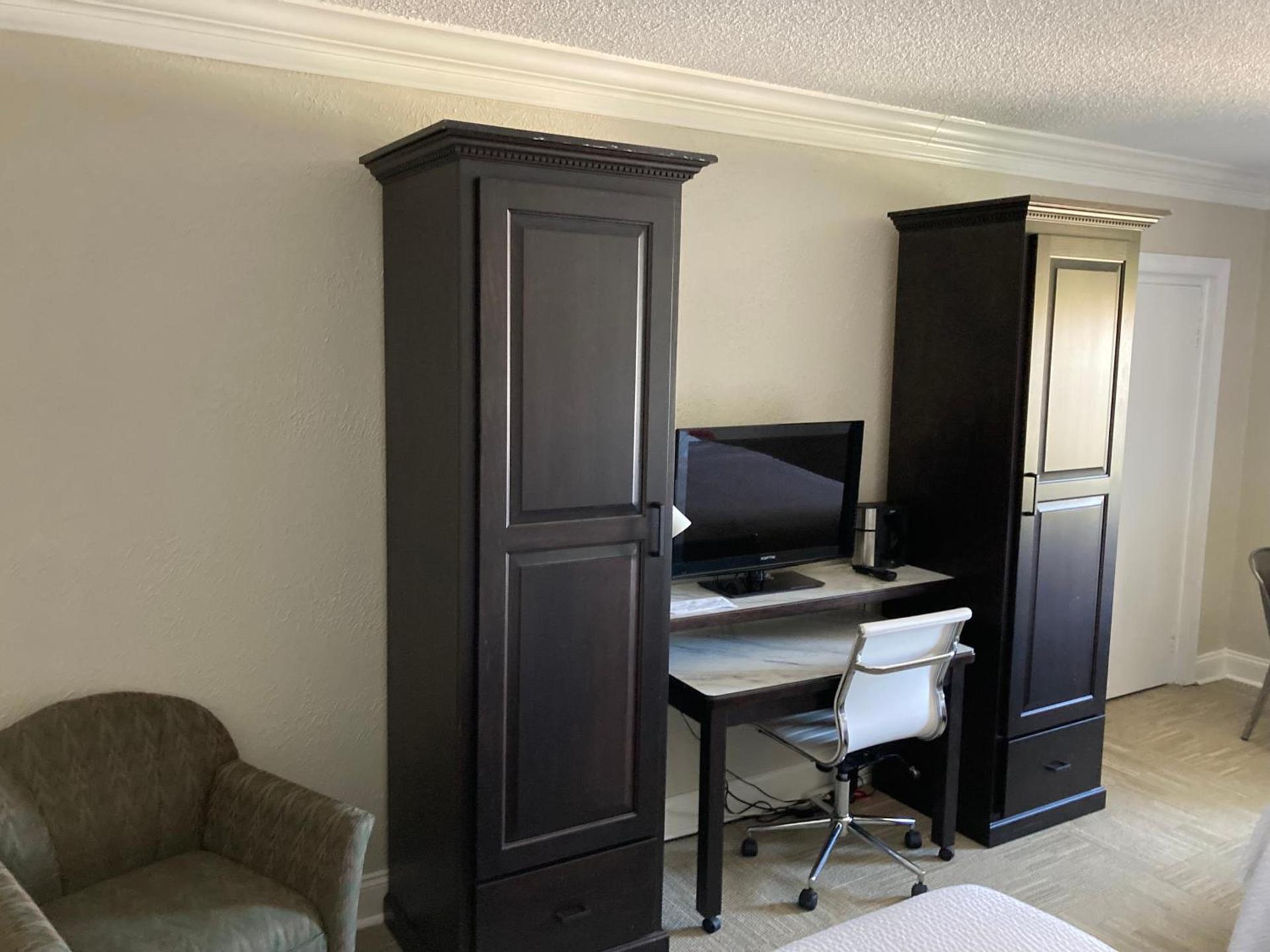 The Aurora Inn Hotel and Event Center photo 46