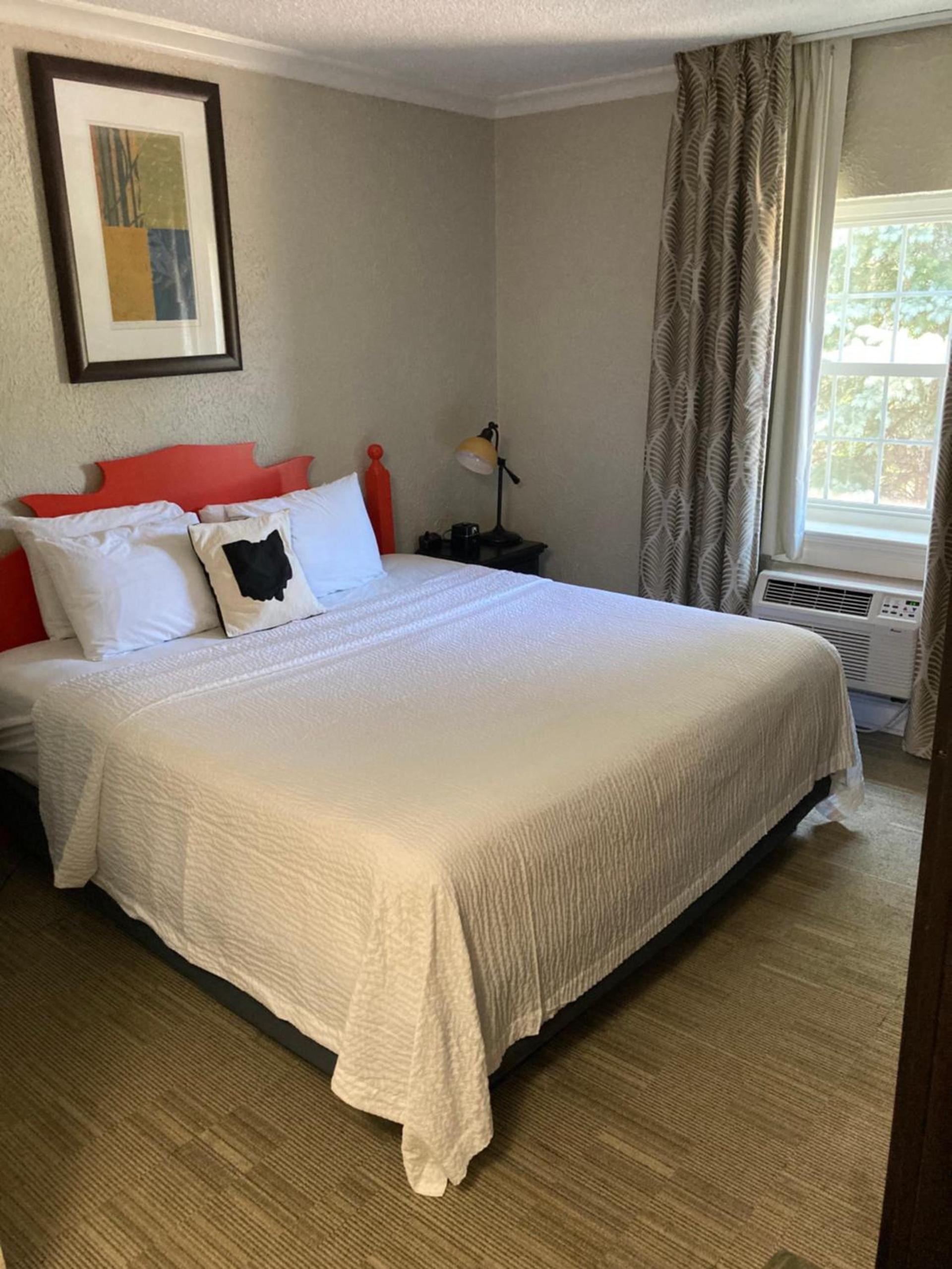 The Aurora Inn Hotel and Event Center photo 48