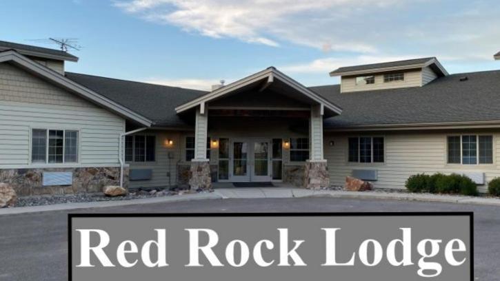 RED ROCK LODGE — hotel in Challis