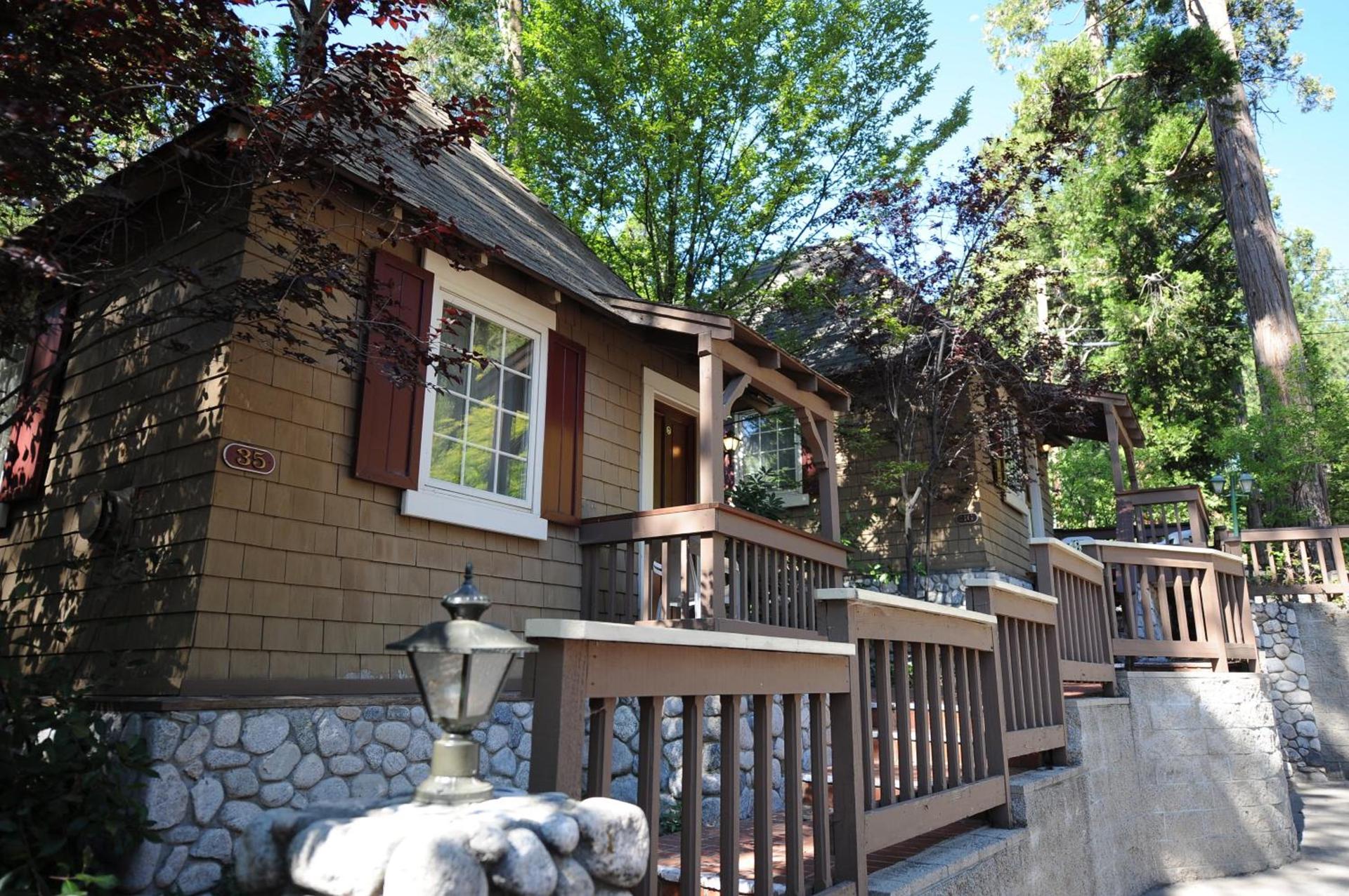 Saddleback Inn at Lake Arrowhead photo 10