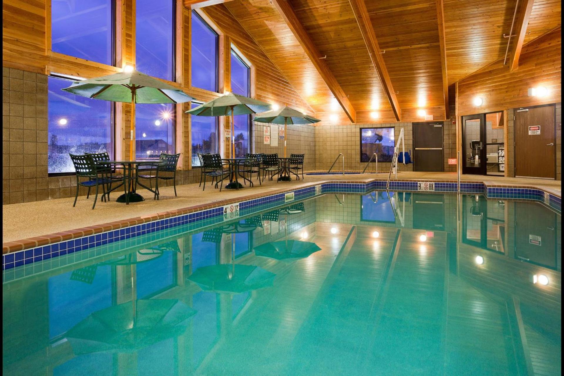 AmericInn by Wyndham Thief River Falls photo 20