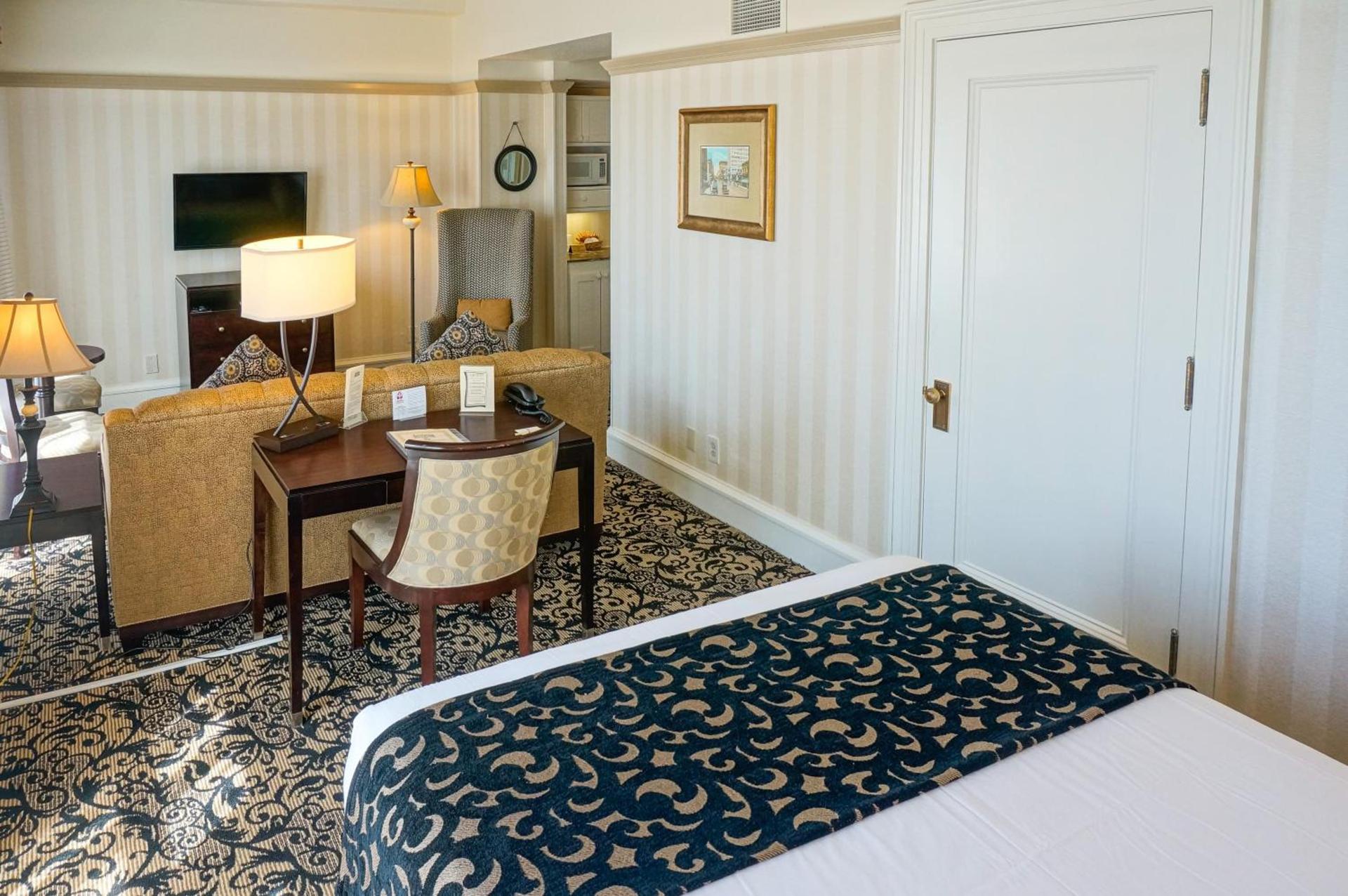 Gaslamp Plaza Suites photo 66