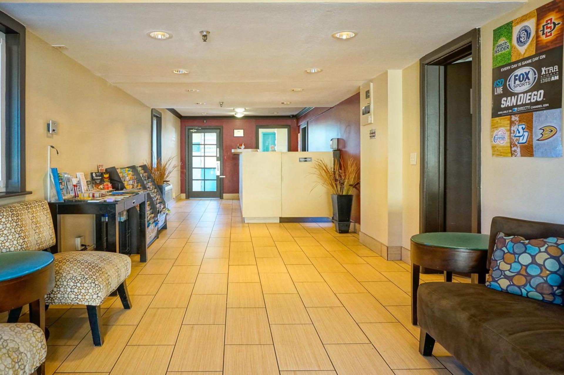 Howard Johnson by Wyndham San Diego Hotel Circle photo 50