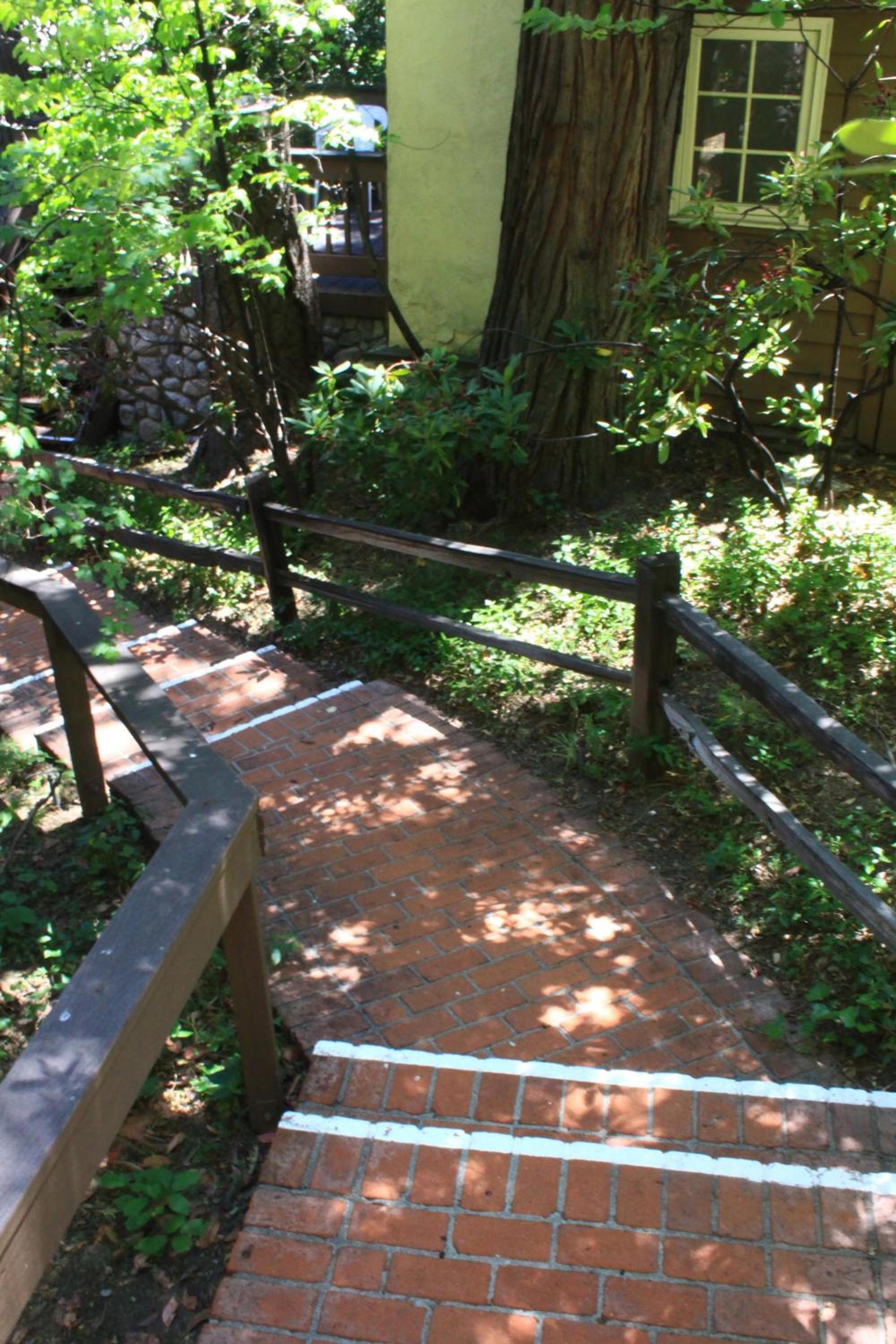 Saddleback Inn at Lake Arrowhead photo 41
